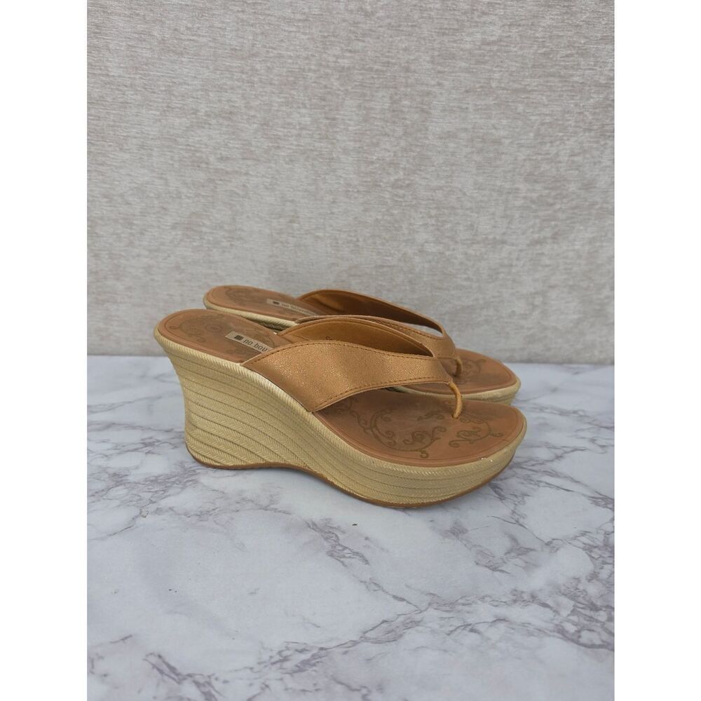 Y2K Vintage Wedge Platform Thong Sandals in Tan Leather Sttraps